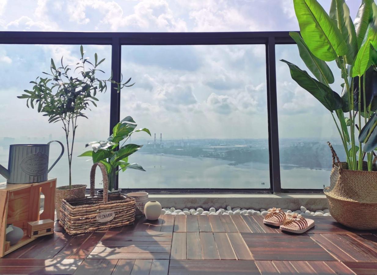Yussy 2 Bedroom Sea View Condo At R&F Princess Cove جوهر بهرو المظهر الخارجي الصورة