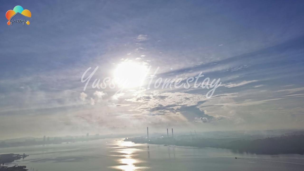Yussy 2 Bedroom Sea View Condo At R&F Princess Cove جوهر بهرو المظهر الخارجي الصورة