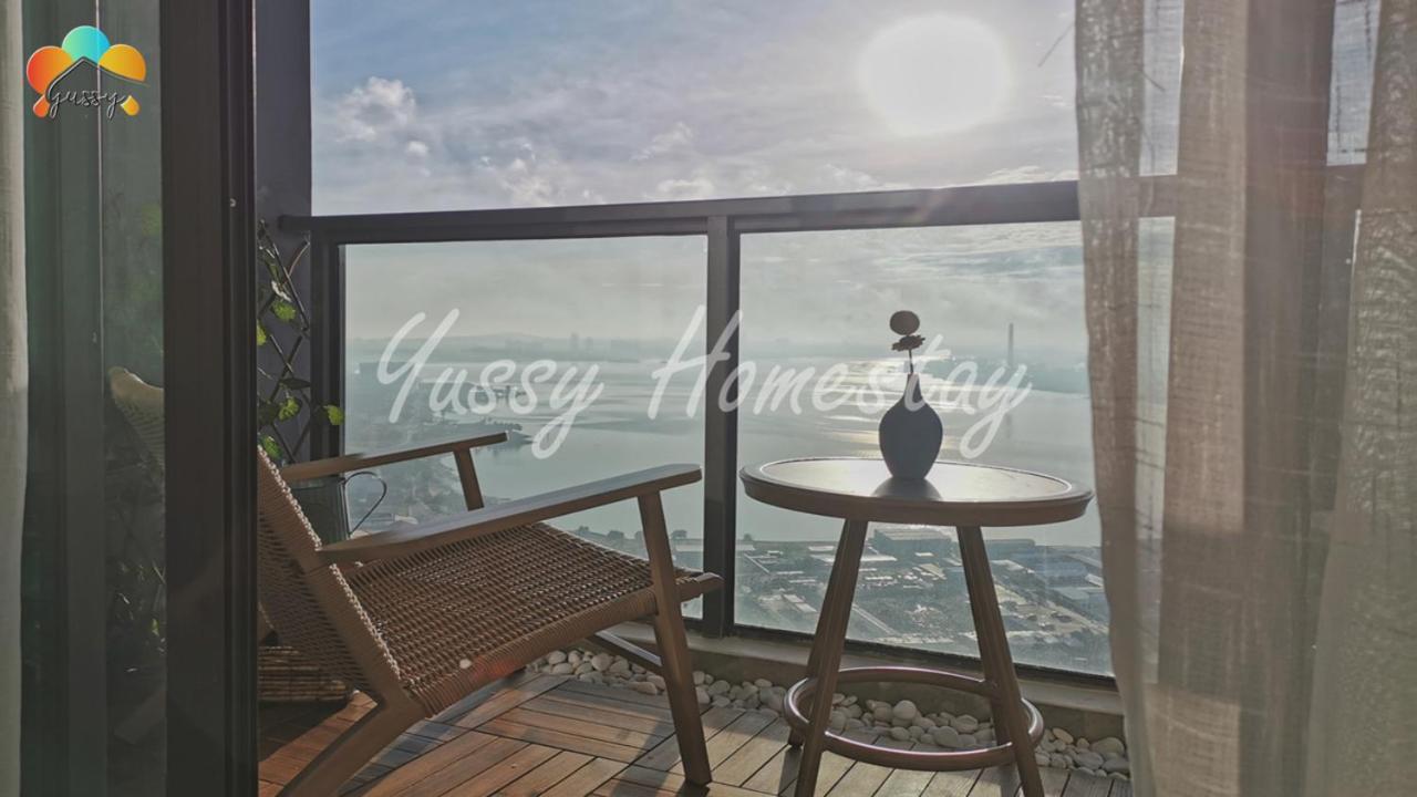 Yussy 2 Bedroom Sea View Condo At R&F Princess Cove جوهر بهرو المظهر الخارجي الصورة