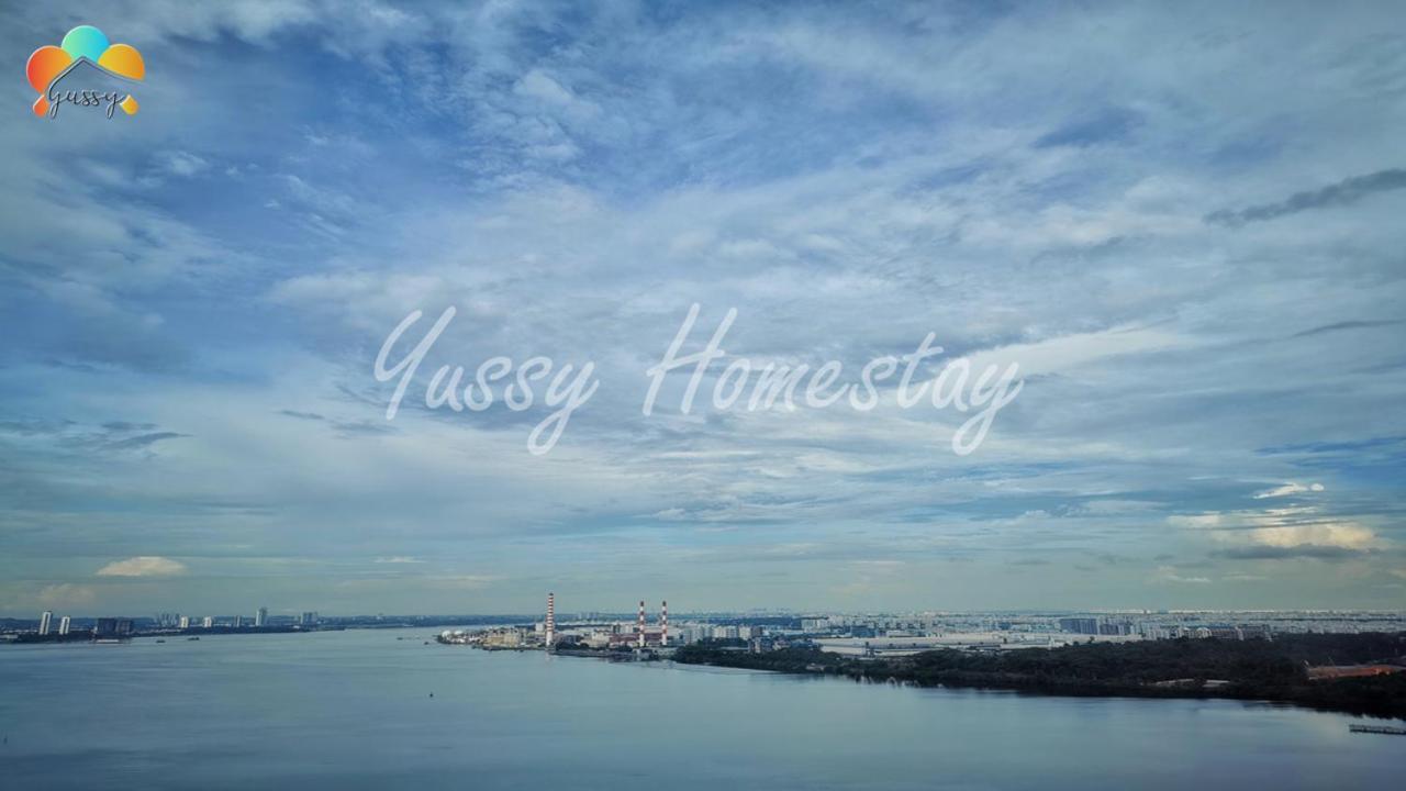 Yussy 2 Bedroom Sea View Condo At R&F Princess Cove جوهر بهرو المظهر الخارجي الصورة