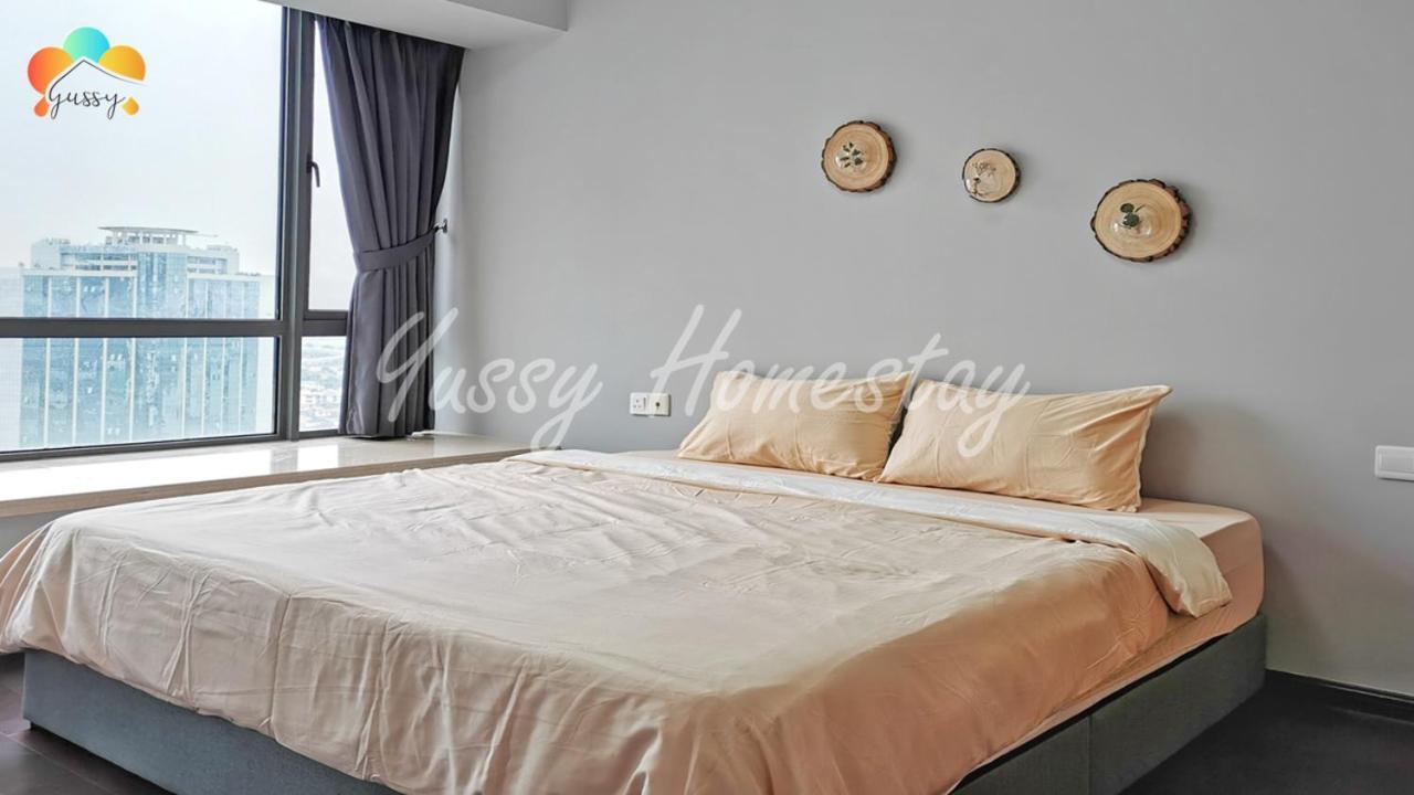 Yussy 2 Bedroom Sea View Condo At R&F Princess Cove جوهر بهرو المظهر الخارجي الصورة