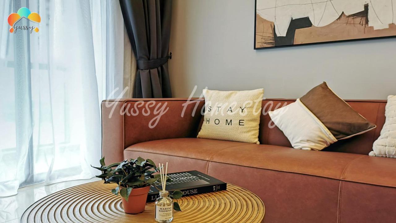 Yussy 2 Bedroom Sea View Condo At R&F Princess Cove جوهر بهرو المظهر الخارجي الصورة