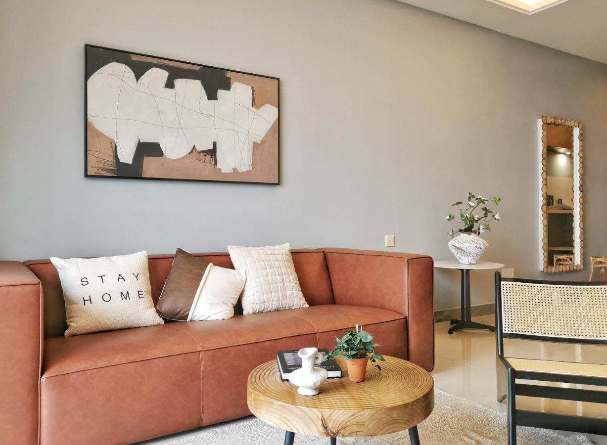 Yussy 2 Bedroom Sea View Condo At R&F Princess Cove جوهر بهرو المظهر الخارجي الصورة
