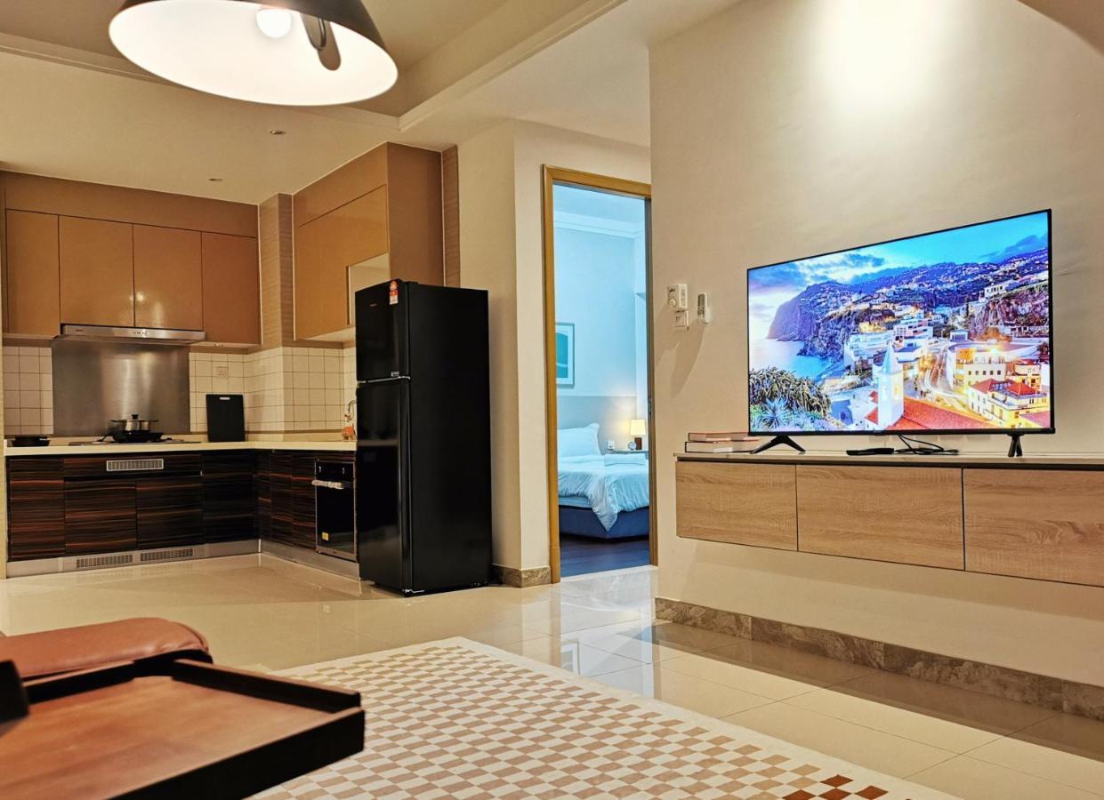 Yussy 2 Bedroom Sea View Condo At R&F Princess Cove جوهر بهرو المظهر الخارجي الصورة