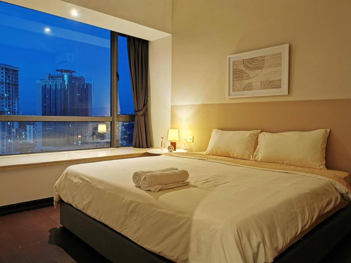 Yussy 2 Bedroom Sea View Condo At R&F Princess Cove جوهر بهرو المظهر الخارجي الصورة